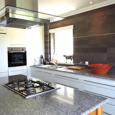 Hetty House - Ferrel, Big House, Balcony With Open View * 페렐