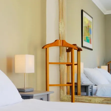 아파트 Hetty House - Ferrel, Big House, Balcony With Open View 페렐