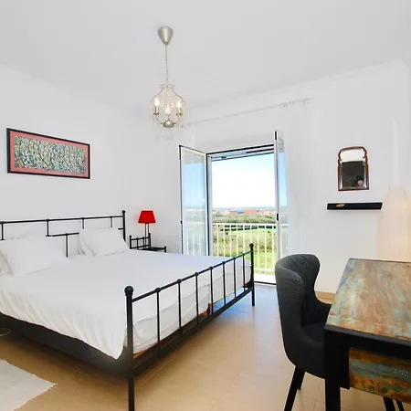 Hetty House - Ferrel, Big House, Balcony With Open View Apartment